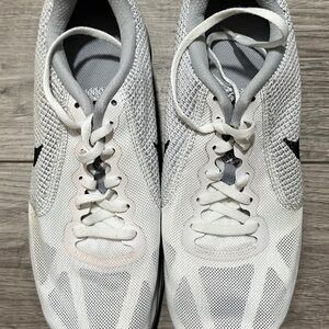 Nike Revolution 3 Sneakers